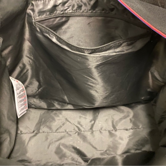 Disney 2021 Tote - Picture 6 of 9